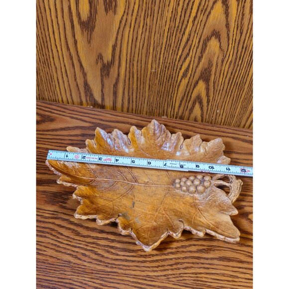 Vintage Leaf-Shaped Molded Resin Serving Tray With Grapevine Detail And Handle - Picture 2 of 6